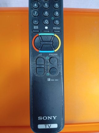Mando TV Sony RM-883