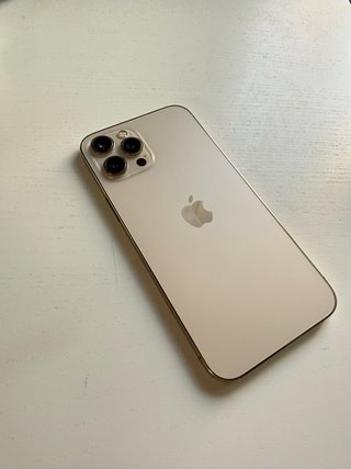 iPhone 12 Pro Max Dorado