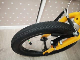 Bicicleta infantil B'TWIN 14 amarilla