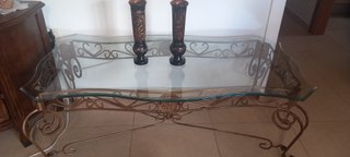 Mesa de centro, Base metal cromado con tope crista