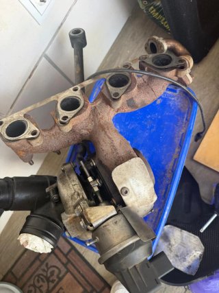Turbo y colector de escape