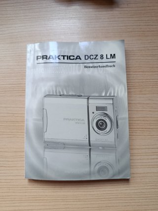 Praktica DCZ 8 LM Caja Original (Averiada)