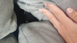 Sofá extraíble gris patas altas