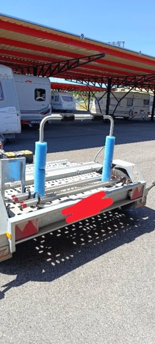 REMOLQUE TRASVERSAL MARCA CARRO PARA Y 2 BICIS