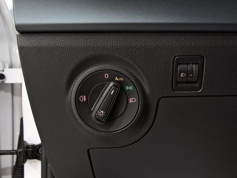 SEAT Arona 2025, foto 11