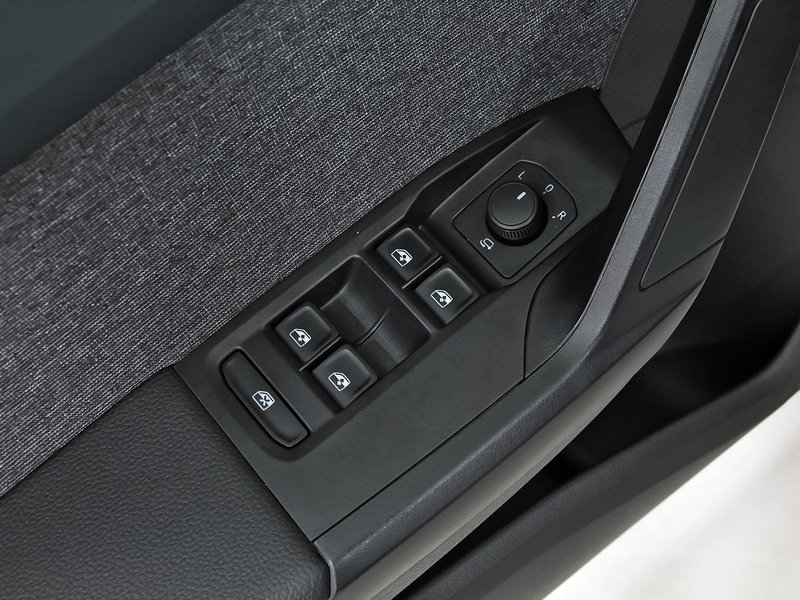 SEAT Arona 2025, foto 10