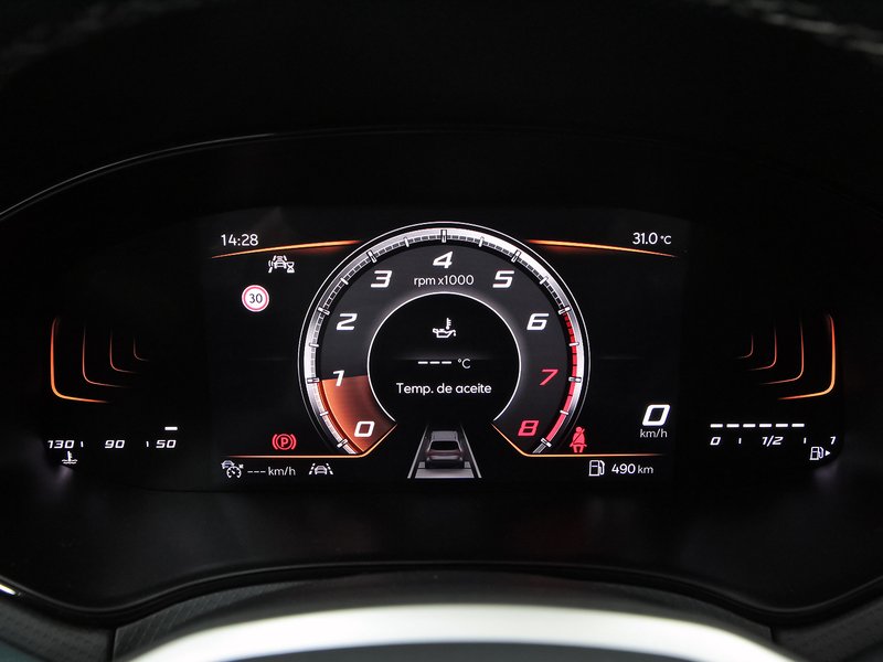 SEAT Arona 2025, foto 12