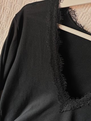 Camiseta negra lencero talla L mujer H&M manga lar