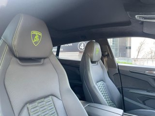 Lamborghini Urus 2023