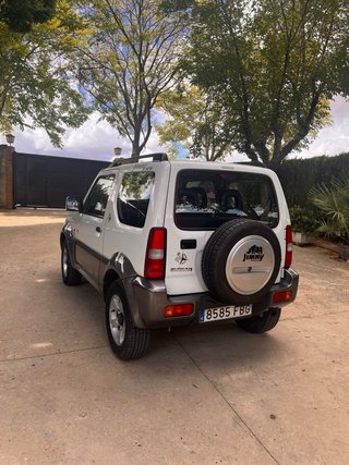 Suzuki Jimny 2006