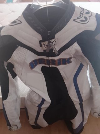 Mono de moto Berik