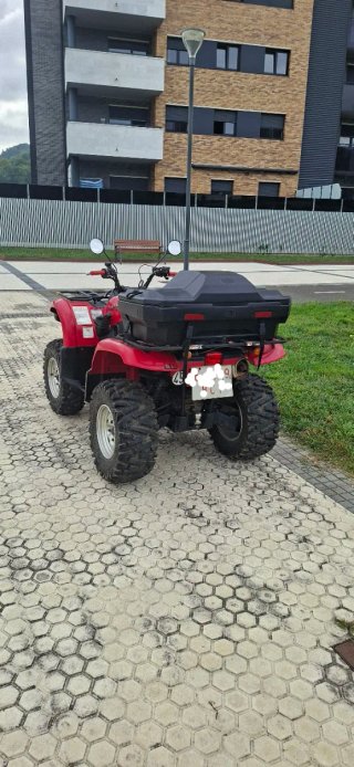 Yamaha Grizzly 660 Rojo