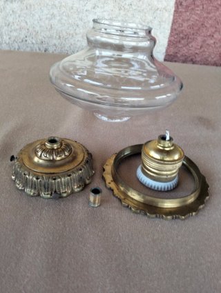 Tulipas de cristal y metal doradas