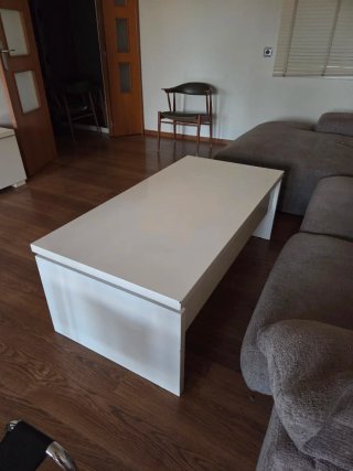 Mesa de centro elevable blanca