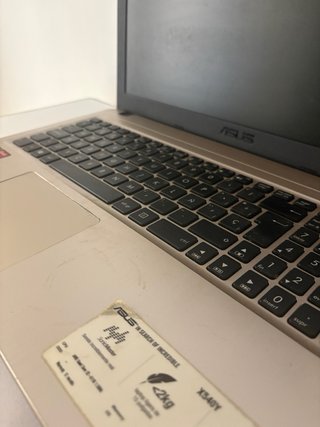 ASUS X540Y 15,6” | AMD E2-6110 | 4GB RAM | 1TB HDD