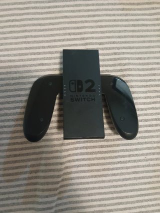 Nintendo Switch 2 + 1 Pro Controller + case