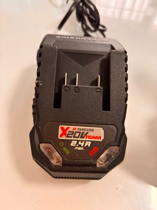 Radial a batería Parkside