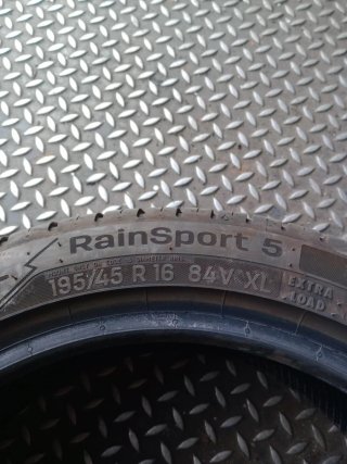 NEUMATICOS 195/45R16 84V