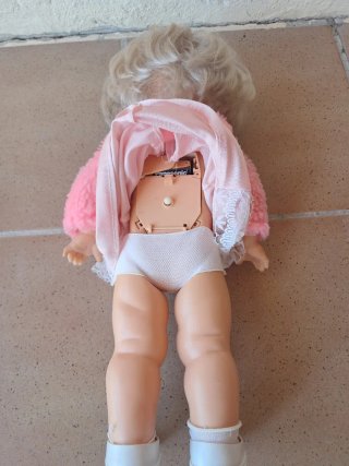 MUÑECA NENUCO ANTIGUA CON DISCO