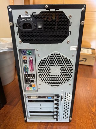 Caja ATX con Placa Base, CPU y Fuente