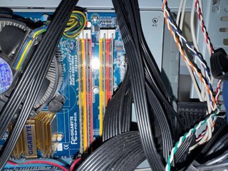 Caja ATX con Placa Base, CPU y Fuente