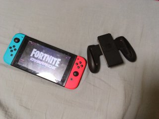 Nintendo Switch Azul y Rojo