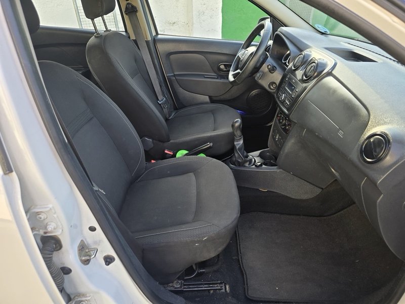 Dacia Logan 2019, foto 11