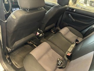 Volkswagen Golf 2000