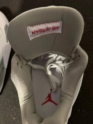 Jordan 4 Retro White Oreo Talla 44