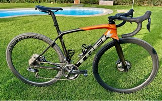 Bici de carretera Trek Émonda SL7 Ultegra Di2