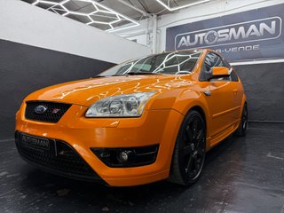Ford Focus 2.5 ST Racing Orange