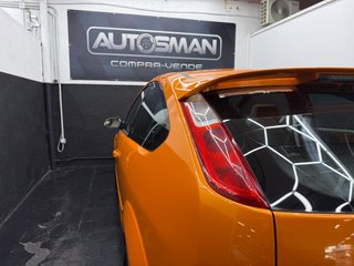 Ford Focus 2.5 ST Racing Orange