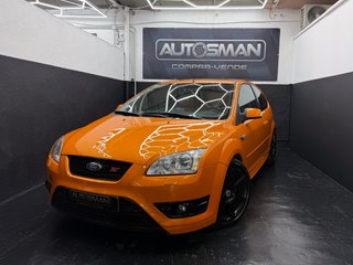 Ford Focus 2.5 ST Racing Orange