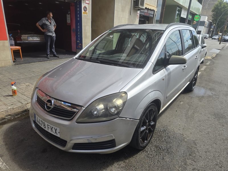 Opel Zafira 2007, foto 3
