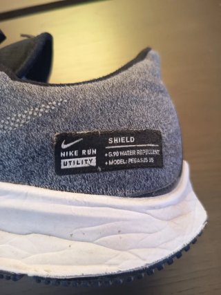 Nike Pegasus 35 Shield Talla 38
