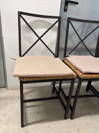 Conjunto mesa y sillas salón