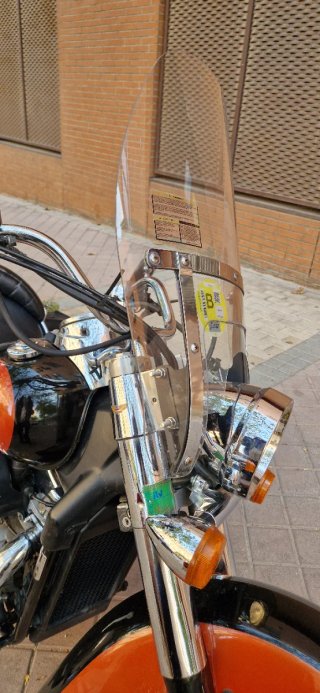 Honda Shadow 750 Cruiser Naranja y Negra