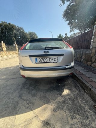 Ford Focus Trend 1.6 Gasolina · 5 Puertas