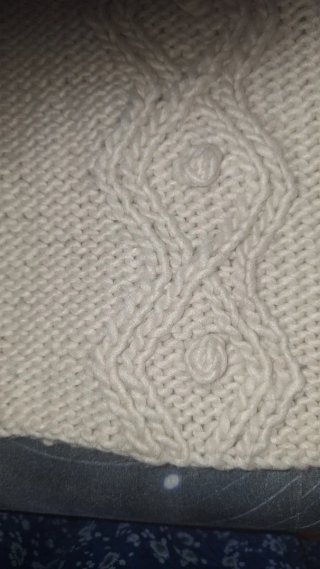 Scaldacollo lavorato a maglia