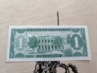3 Banconote da 10 Dinar libici