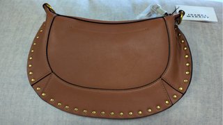 Bolso  con tachuelas