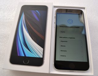 iPhone SE (2020) 64GB BLANCO