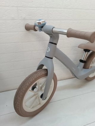 Bicicleta KikkaBoo LANSER sin pedales
