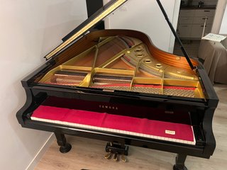 Piano de Cola Yamaha C5