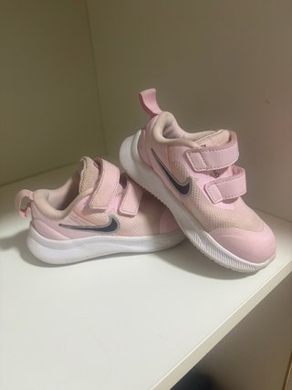 Tenis Nike Rosas Talla 22
