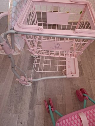 Carrito de la compra rosa