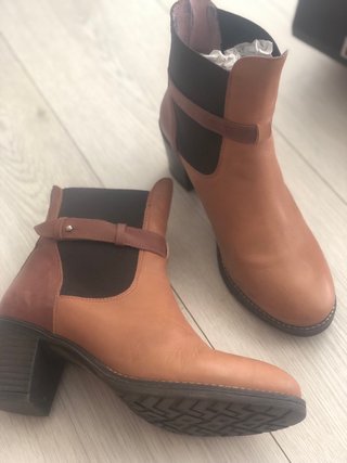 Botines Eva Lopez Marrones Tacon