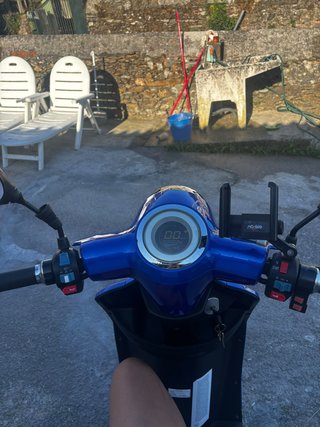 Scooter movilidad reducida VELECO azul