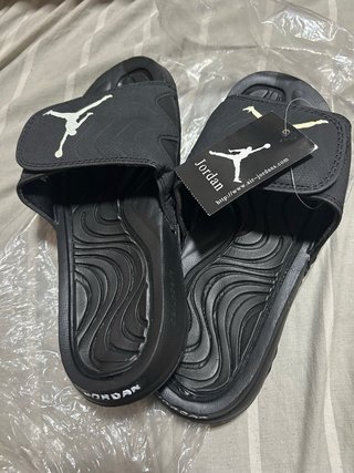 Chanclas Puma Negras talla 36 Jordan talla 41