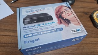 Receptor Engel DVB-T2 HD RT5130TZ